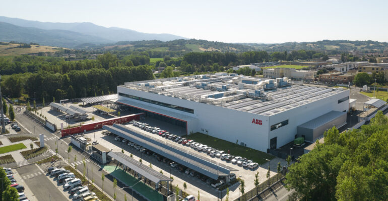 Un consiglio comunale straordinario davanti ai cancelli della ABB. La proposta delle Liste Civiche Sangiovannesi